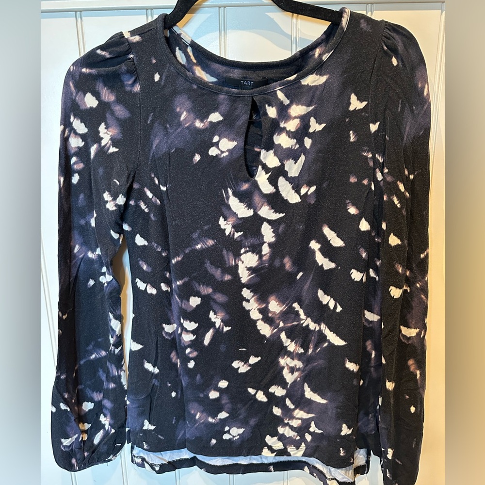 TART Ladies Women’s Size Extra Small Black White & Purple Long Sleeve Top